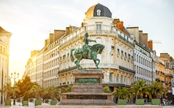 2. Tag: Reims – Tours 1